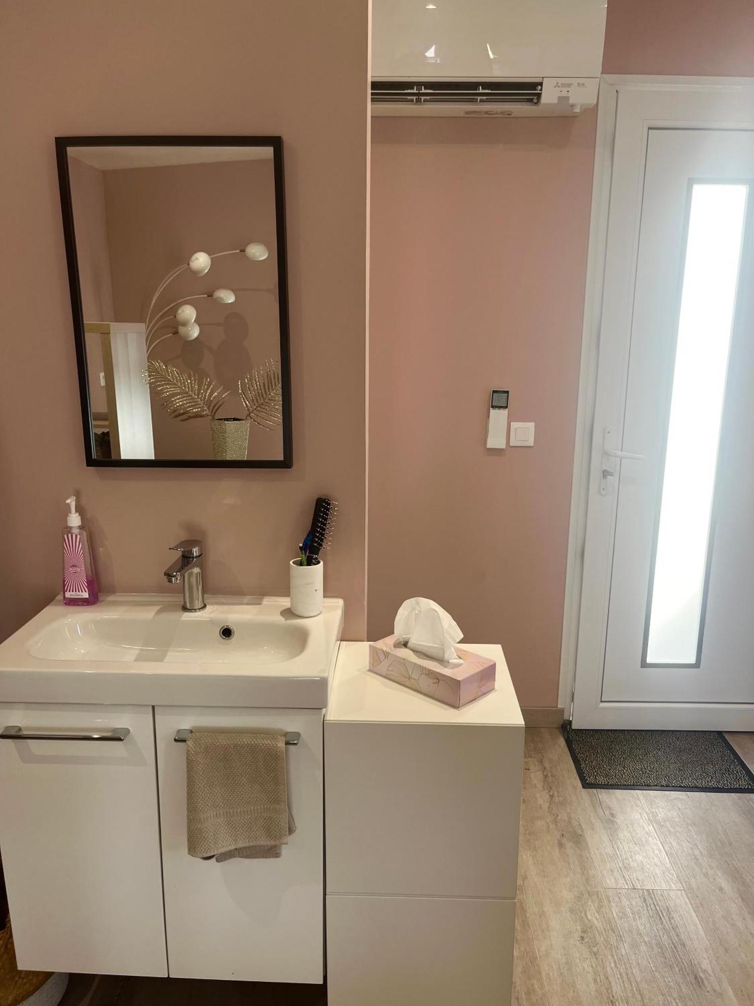 Apartament Dependance Prive Saint-Thibault-des-Vignes Zewnętrze zdjęcie